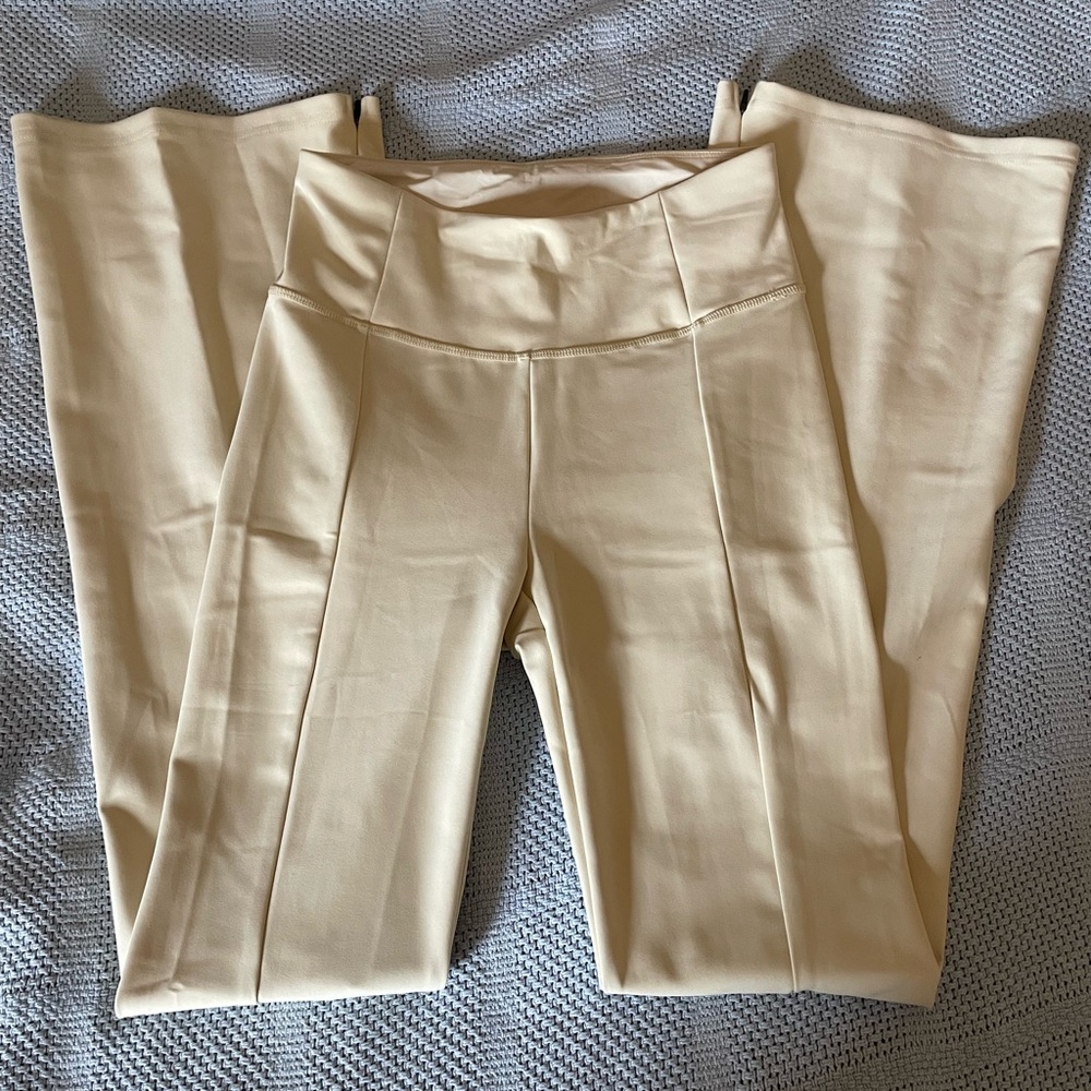 CALIA cream colored flare leggings size small